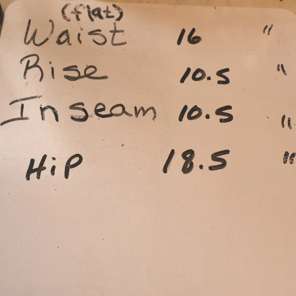 Talbots Bermuda Shorts Womens Size 8 Coral Stretch Cotton Preppy Coastal Modest